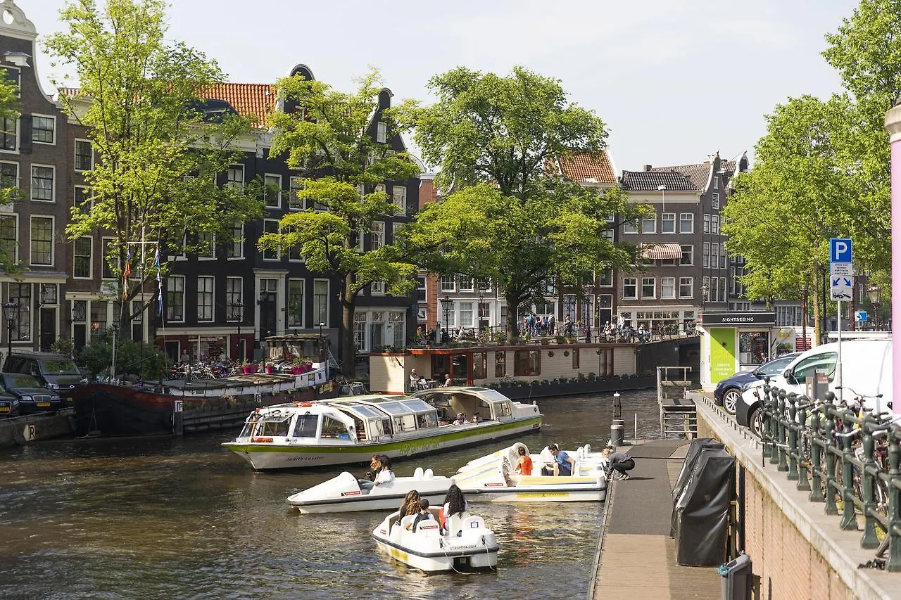Former Rembrandt Workshop Two Bedroom B&B Amsterdam Netherlands